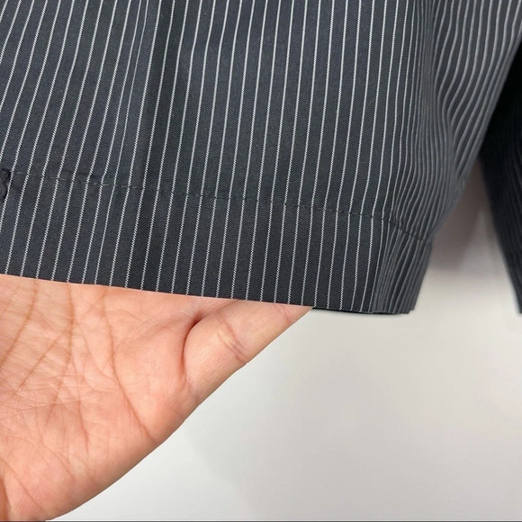 Men's PGA Tour Black Pinstripe Golf Shorts Sz 42 - Picture 5 of 7